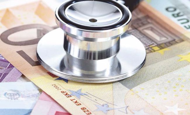 Angajaţii din Sănătate au nevoie de o corecţie semnificativă a salariilor, nu de un ”Hexi Pharma al salarizării”