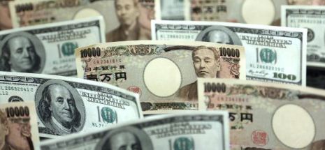 Dolarul scade la minimul ultimlor 18 luni în faţa yenului japonez. Pieţele asiatice, în scădere. Ultimele evoluţii