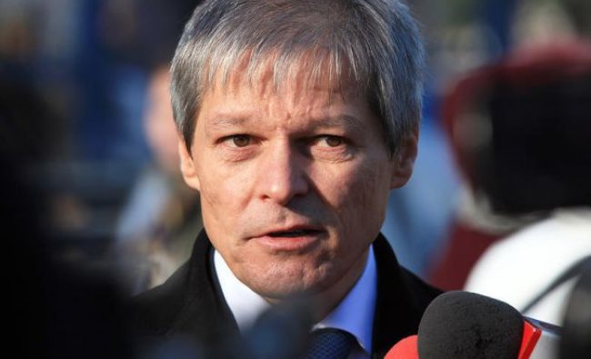 Lovitură de proporții pentru Dacian Cioloș. Noi informații despre trecutul controversat