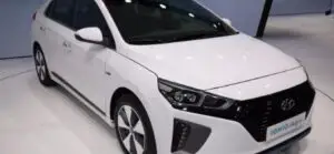Hyundai Ioniq: 3 în 1