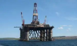 Un consorţiu internaţional va demara în luna mai căutările de petrol şi gaze în apele teritoriale ale Bulgariei