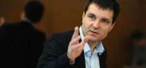 De unde are bani pentru campania electorală candidatul Nicuşor Dan