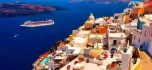 Record de turişti în cea mai încercată ţară din Europa