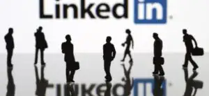 Anunţ important pentru cei care au cont pe reţeaua LinkedIn: Motivul pentru care trebuie să îşi schimbe parola