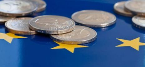 Eurostat: Excedentul de cont curent al Uniunii Europene a ajuns la 17,6 miliarde de euro, în martie