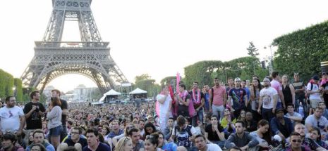 Fan-zone cât 30 de terenuri de fotbal la Paris pentru Campionatul European