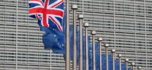 Saxo Bank: Marea Britanie pleacă sau rămane? UE pierde oricum