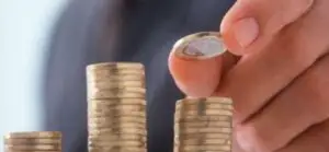 Bugetul statului a ajuns aproape pe zero după primele patru luni, în special din cauza scăderii încasărilor din TVA