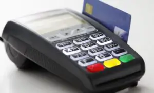 Legea prin care românii vor primi bani de la supermarket va intra în vigoare săptămâna aceasta