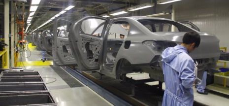 PSA Peugeot Citroen investește 700 mil. euro în Spania pentru un nou model
