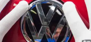 Salarii majorate la Volkswagen, în pofida scandalului în care este implicată compania