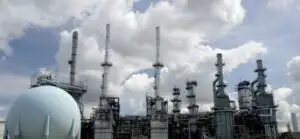 Preţul petrolului, în scădere pe fondul semnalelor privind o suprasaturare a pieţei. Ultimele evoluţii