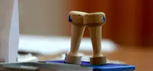 Singura localitate din România unde primii doi clasaţi sunt la egalitate perfectă. Va fi turul doi
