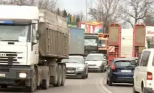 Transportatorii solicită ASF să facă public raportul care arată că asigurătorii au majorat nejustificat preţurile RCA