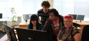 Doi români au pus bazele unei academii de elită pentru creatorii de tehnologie