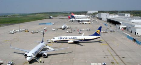 Chinezii cumpără aeroportul Frankfurt Hahn