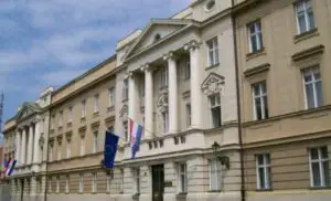 Criză politică în Croaţia: Parlamentul s-a autodizolvat. Urmează alegeri anticipate