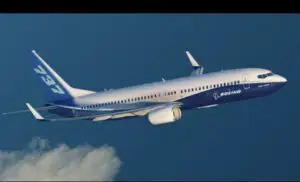 TAROM înlocuieşte avioanele
