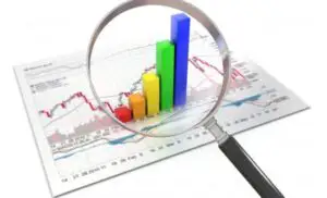 Topul domeniilor economice expuse riscului de neplată