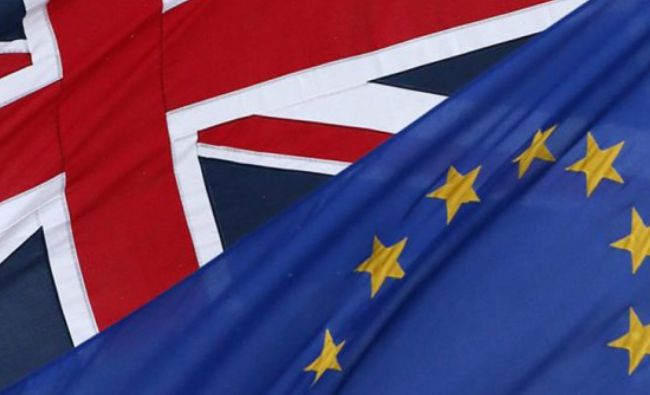 Financial Times – pentru menţinerea Marii Britanii în UE şi împotriva automutilării pe care o reprezintă Brexitul