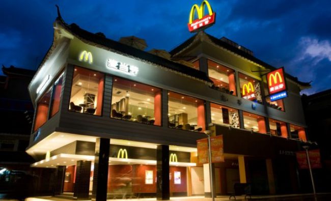 McDonald’s şi-ar putea vinde restaurantele din China şi Hong Kong