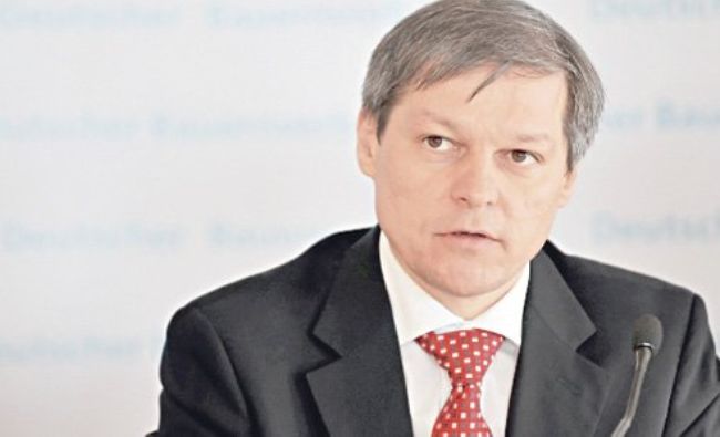 Încă un atac al lui Dacian Cioloș: PNL a intrat în vizor