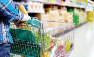 Comercializarea alimentelor, un coșmar logistic și legal