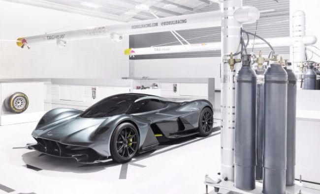 VIDEO Aston Martin pregătește o supermașină de 3 milioane de euro