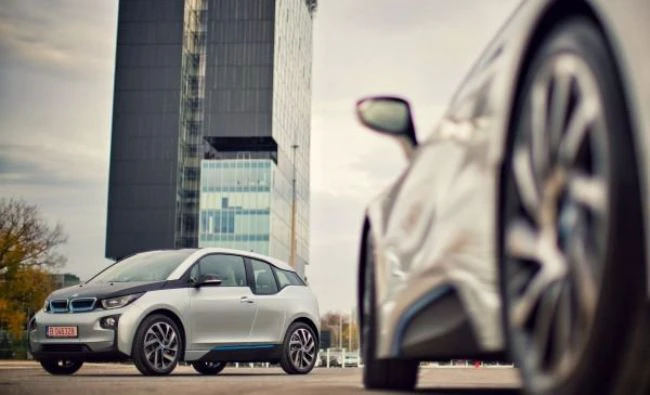 BMW răspunde dorinței clienților: Versiune i3 cu o autonomie de 300km pe piața din România