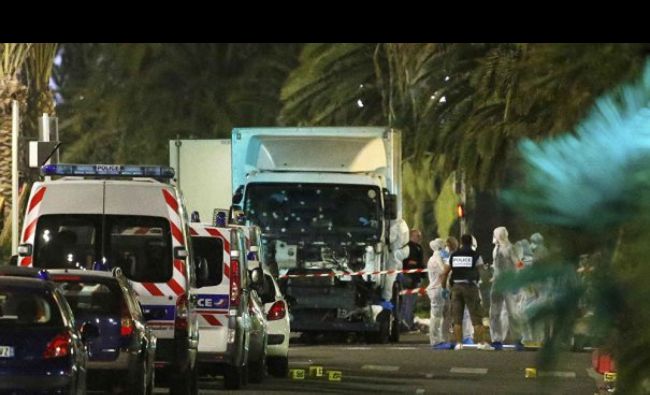 ATENTAT TERORIST LA NISA: România condamnă atacul de la Nisa și este alături de Franța
