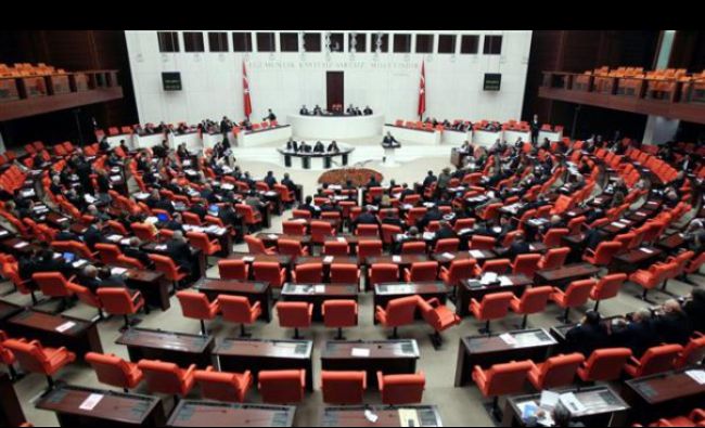 Parlamentul Turciei, evacuat din cauza unei ameninţări iminente la adresa securităţii