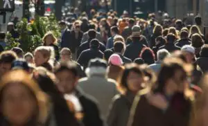 Economia locală a pierdut aproape un milion de angajaţi în ultimii opt ani