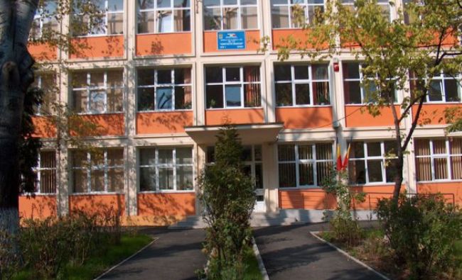 Primăria Sectorului 2 cheltuiește 2,67 milioane euro pentru paza unităților de învățământ