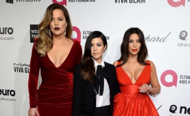 Jumătate de milion de dolari pentru o postare a surorilor Kardashian pe Instagram