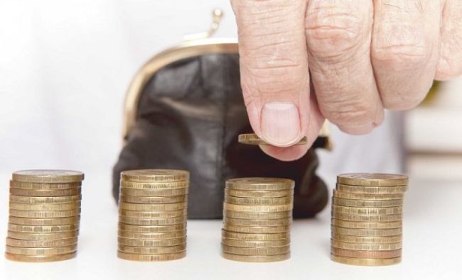 Pensiile ar putea fi îngețate! Un fost ministru de Finanțe, declarații de ultimă oră