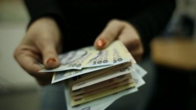 Un nou ajutor de la stat pentru salariaţi! Câţi bani vor primi românii după 15 mai