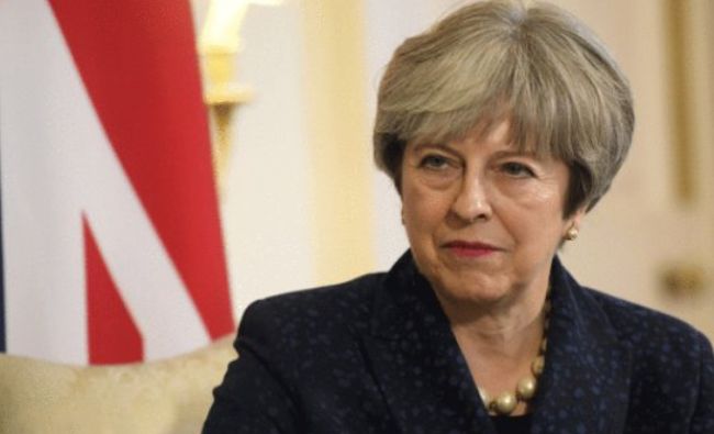 Marea Britanie: Theresa May îşi atenţionează Partidul Conservator să nu pună Brexit-ul în pericol