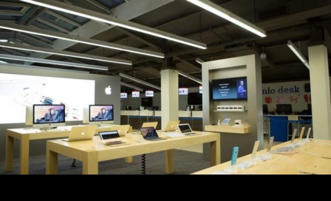eMAG deschide un nou Apple Shop