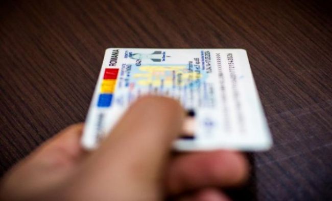 Schimbare uriașă pentru românii din străinătate! Modificări la buletine și pașapoarte