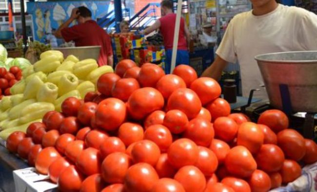 Reziduuri de pesticide peste limita maximă admisă, într-o singură probă de tomate