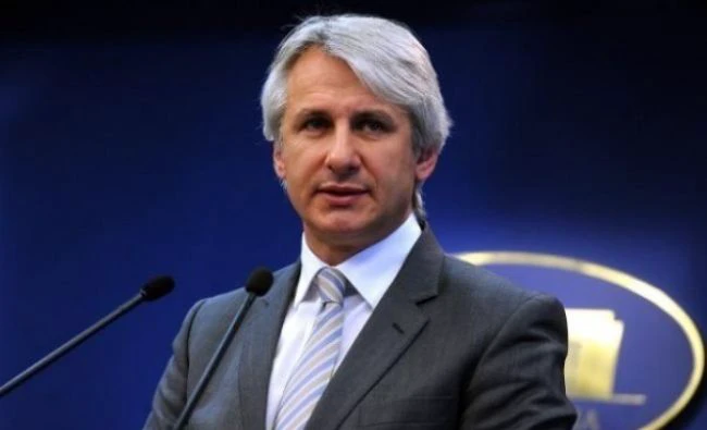 Teodorovici dă din casă! Ce se va întâmpla cu pensiile românilor
