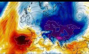 Vine urgia peste România. Temperaturi cu minus, lapoviță și ninsori
