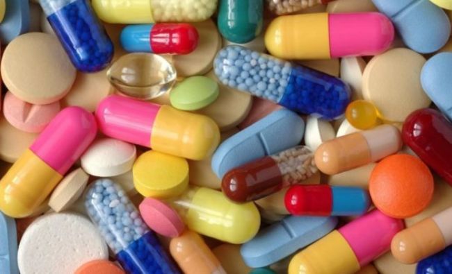 Medicamente: De ce nu este bine să combini aspirina cu paracetamolul. Care este efectul
