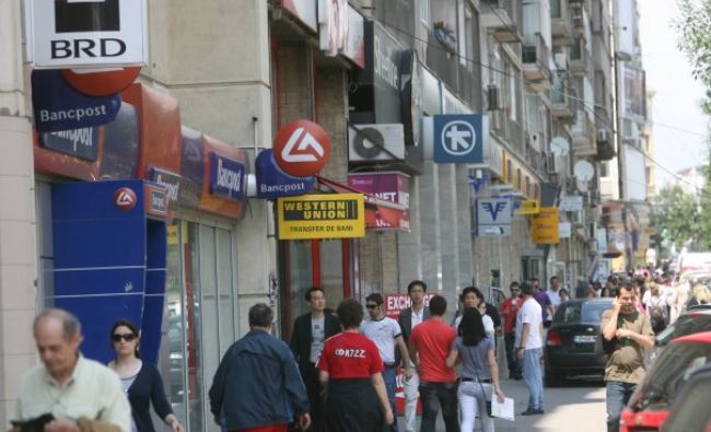 Trei mari bănci din România au fost atacate! Alertă pentru clienții care utilizează internet banking
