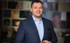 Un medic român vrea să îşi extindă afacerea la nivel internaţional