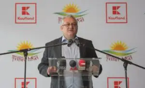 Iniţiativă inedită: Primul abator din România care se raportează la preţul cărnii din Germania