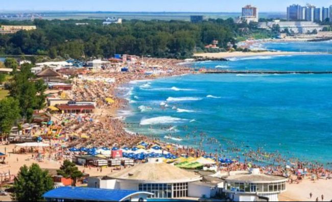 Veşti bune pentru turişti! Vacanțele pe litoralul românesc s-ar putea ieftini