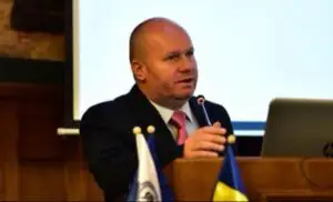 Un celebru economist șochează: Pensiile şmecherilor vor fi de 12 de ori mai mari decât ale fraierilor! S-a aflat tot adevărul