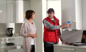 Greșelile pe care le fac utilizatorii români de CENTRALE TERMICE. Sfaturile specialiștilor