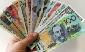 O țară de lângă România are a doua cea mai puternică monedă din lume